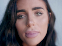 Awesome Naomi Woods enjoys playing with his hard fat dick