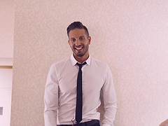 Handsome guy satisfies naughty Lisey Sweet by fucking her