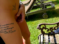 Naughty guy talked Carmel Anderson into fucking outdoors