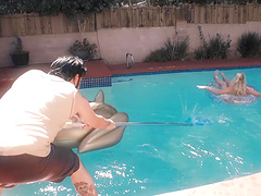 Skilled cutie Samantha Rone knows how to use a fat shaft