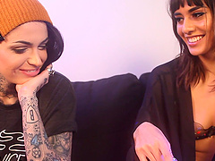 Tattooed teen lesbian babes Janice Griffith and Leigh Raven