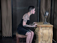 Dirty slut Leigh Raven enjoys getting tortured by her lover