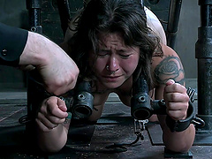 Nasty torture session with nice ass amateur chick Tess Dagger