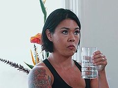 Asian MILF babe Dana Vespoli missionary fucked after a blowjob