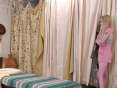 Lesbian interracial threesome with fat ebony chick Victoria Cakes