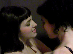 Chubby mature gets pleasured by her friend - Sandy and Arabelle