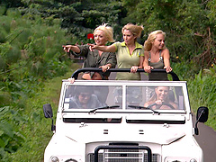 Wild outdoors double penetration threesome with Jamie Brooks