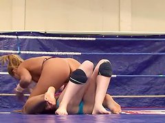 Joanna Sweet vs Judy Smile getting physical at Nude Fight Club