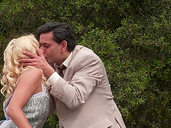 Outdoor hardcore group sex with sluts Hannah West and Amber Rayn