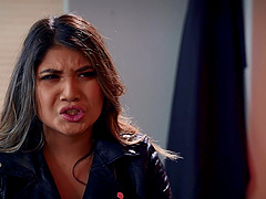 MILF pornstars Brenna Sparks & Nicolette Shea get fucked by one guy