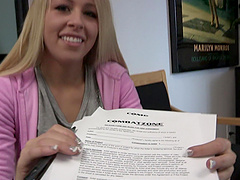 Blonde darling spreads her legs and gets cum on pussy - Zoey Monroe