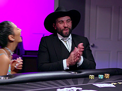 Horny dude banged hot blindfolded pornstar Gianna Dior on the bed