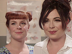 Amateur redhead slut gets pleasured by a doctor - Siouxsie Q and Barbary