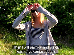 Amateur Violet Pink takes money to be fucked in outdoors + cumshot