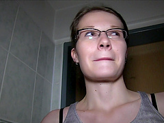Amateur hottie Julie Paradise with glasses fucked by a stranger