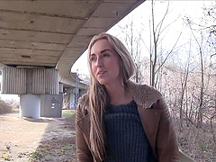 Amateur Jenny Simons takes some money to give her holes to a stranger