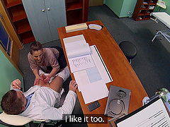 Trimmed pussy amateur Valentina Ross fucked on the hospital table