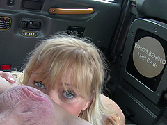 Mature slut Lexxi Lash flashes her boobs for a free cab fare
