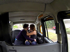 Hardcore fucking in the back of the cab to get a free fare