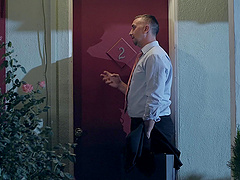 Hot ass blonde wife Nicole Aniston loves sucking and riding