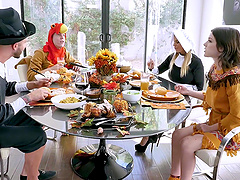 Kinky foursome with horny Brooklyn Chase and Rosalyn Sphinx