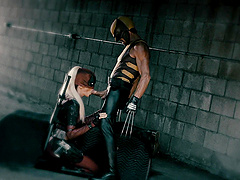 Kinky sex between a large dick guy and sexy Jessica Drake in cosplay