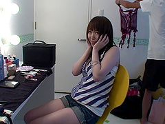 Japanese amateur tied up and fucked in mouth with a large dick