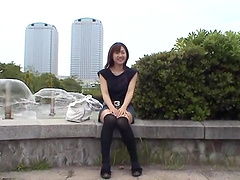 Dirty slut Yuzuki Hatano loves flashing her pussy in outdoors