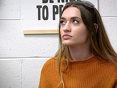 Quickie fucking in the office with beautiful thief Sera Ryder