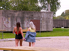 Natural boobs cuties Lil Karla and Melissa Rain moan during lesbian sex