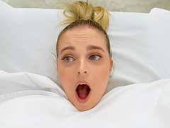 Smooth interracial lesbian threesome with adorable star Jenna Foxx