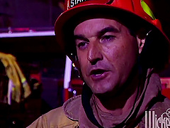 Sexy blonde chicks Brittany Andrews and Jenna Jameson have lesbian sex