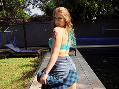 Outdoor foreplay ends with Electra Rayne riding a dick on the bed