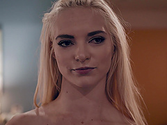 Rough anal fucking on the sofa with blonde Lana Sharapova