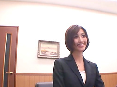 Japanese secretary enjoys while sucking a cock - Akari Asahina
