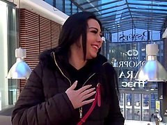 Chubby brunette Emma Split enjoys while getting penetrated