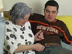 FFM threesome with mature woman and their neighbor - Heidi & Tami