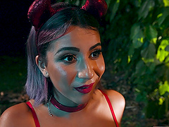 Kinky Halloween interracial fucking with naughty Roxie Sinner