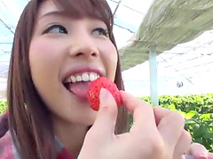 Kinky outdoors POV video of beautiful Ayami Shunka giving a BJ
