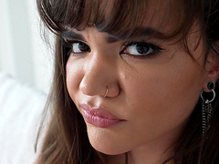 Naudi Nala moans while being nicely fucked in the bedroom