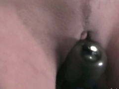 Beauty Gets Bondage Torture With Ropes!