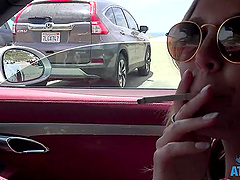 Stella Sedona enjoys while getting fingered in the car - HD