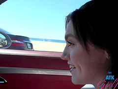 Gracie Gates enjoys while getting fingered by her dirty boyfriend