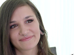 Luna Lovely with natural tits enjoys while fingering her cut