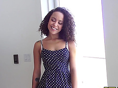 Foxy chick Mia Austin drops her panties to be fucked on the bed