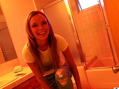 Horny pornstar Alix Lynx loves posing for the camera before shooting