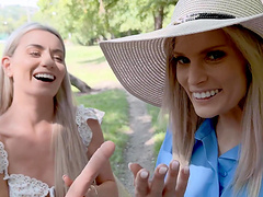 Candee Licious moans while getting fingered by Emilly Bellex