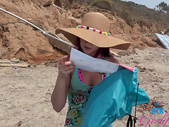 Purple haired slut Lily Adams drooling on a dick in the car