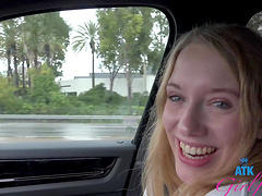 Blonde roommate Kallie Taylor loves posing nude for the camera