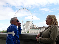 The story takes us to a special moment with a stunning blonde.